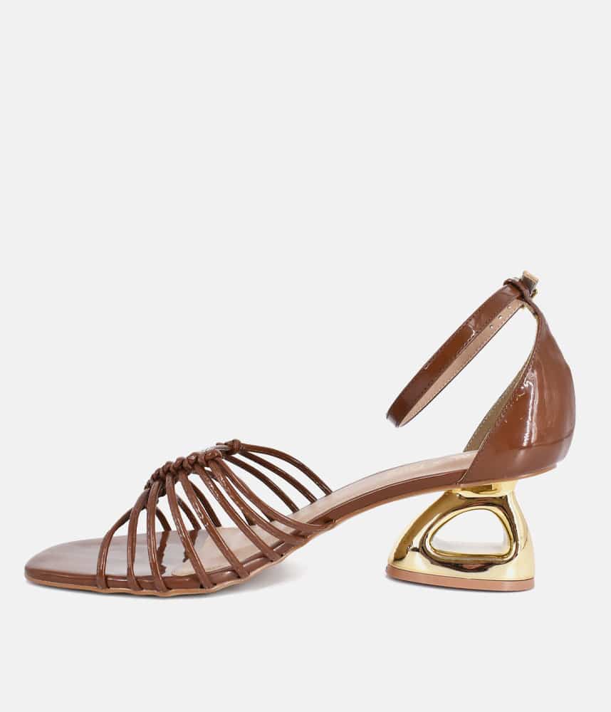 belle-lucy2783139-oversize-footwear-43eu-44eu-45eu-07.jpg