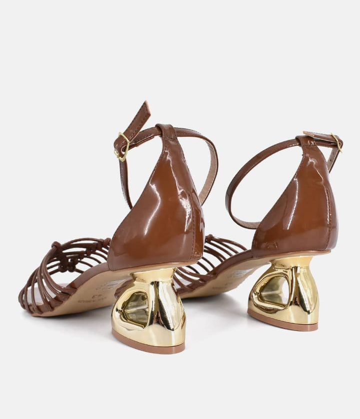 belle-lucy2783139-oversize-footwear-43eu-44eu-45eu-09.jpg