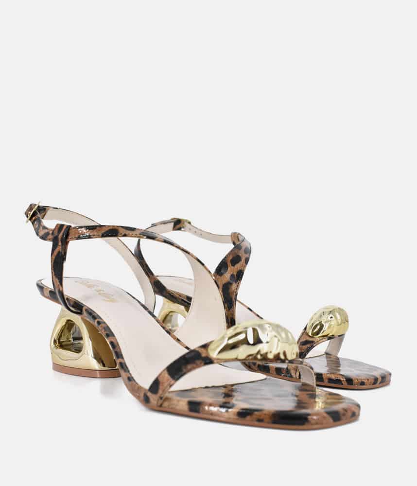 belle-lucy2783141-oversize-footwear-43eu-44eu-45eu-05.jpg