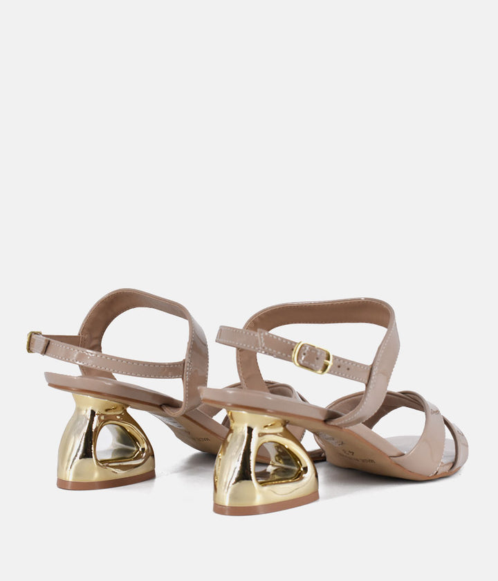belle-lucy2783348-oversize-footwear-43eu-44eu-45eu-08-1.jpg