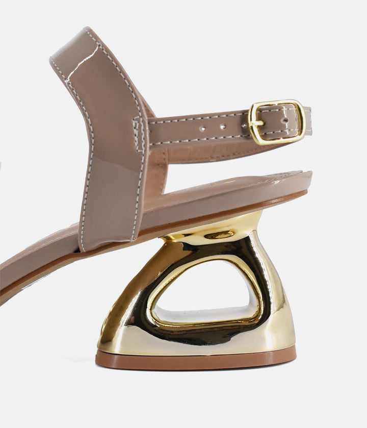 belle-lucy2783348-oversize-footwear-43eu-44eu-45eu-09.jpg