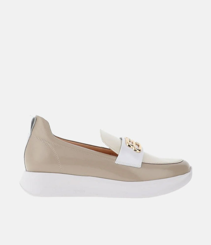 Bioeco Smart Beige Patent Casual Loafers