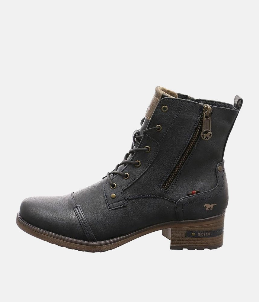 Mustang Classic Navy Lace Up Ankle Boots 10 Uk 44 EU 12 US