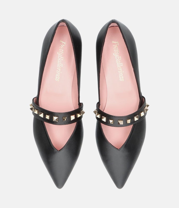 Pretty Ballerinas Dressy Black Pointy Toe Flats