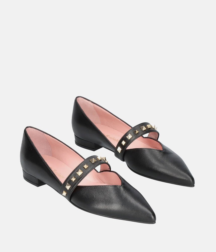 Pretty Ballerinas Dressy Black Pointy Toe Flats