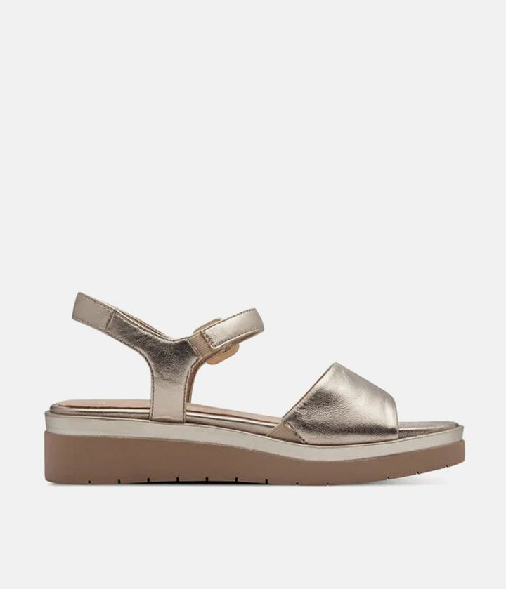 Tamaris Stylish Gold Wedge Sandals