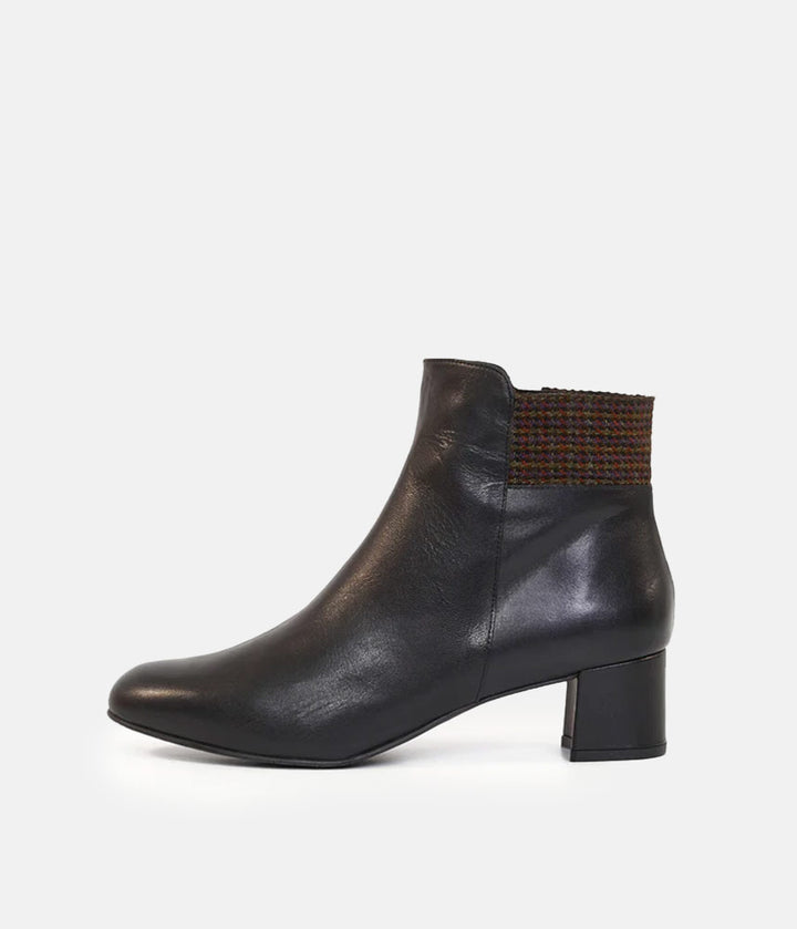 Brenda Zaro Classic Black Leather Ankle Boots