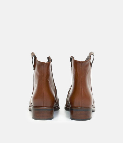 Tall Galls Premium Brown Leather Star Boots