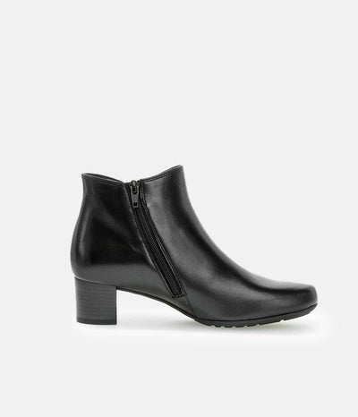 Gabor Chic Black Ankle Boots