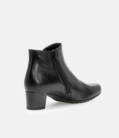 Gabor Chic Black Ankle Boots