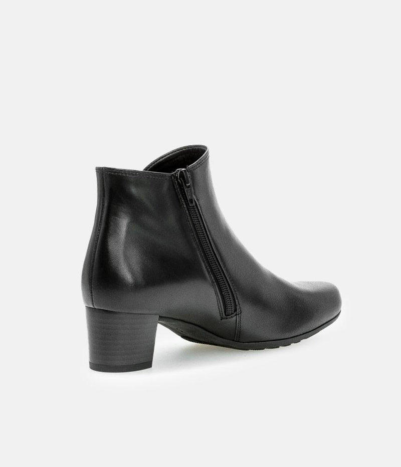 Gabor Chic Black Ankle Boots