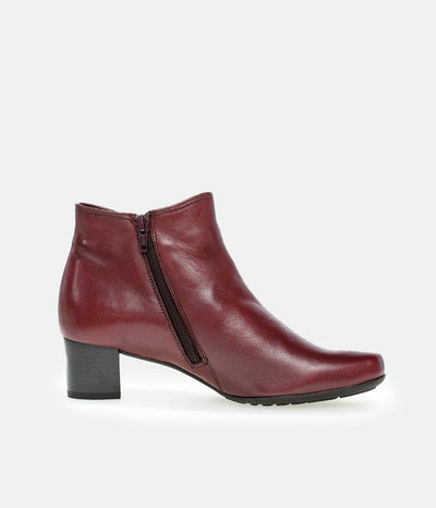 Stylish Gabor Red Ankle Boots