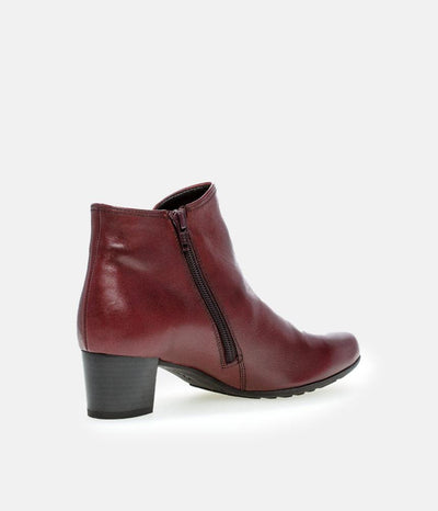 Stylish Gabor Red Ankle Boots