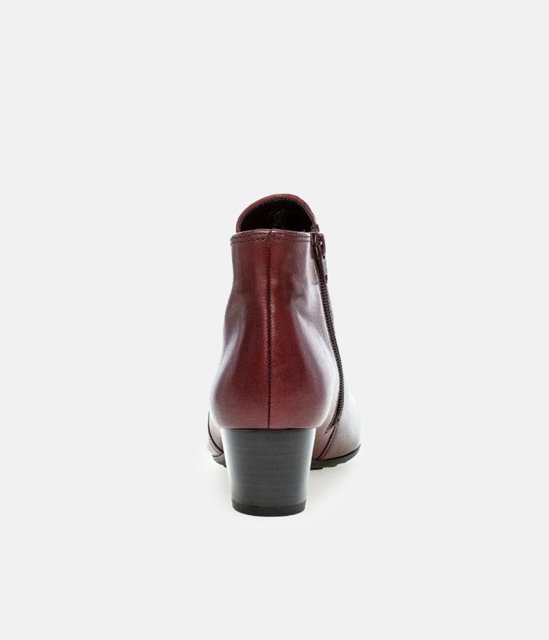 Stylish Gabor Red Ankle Boots