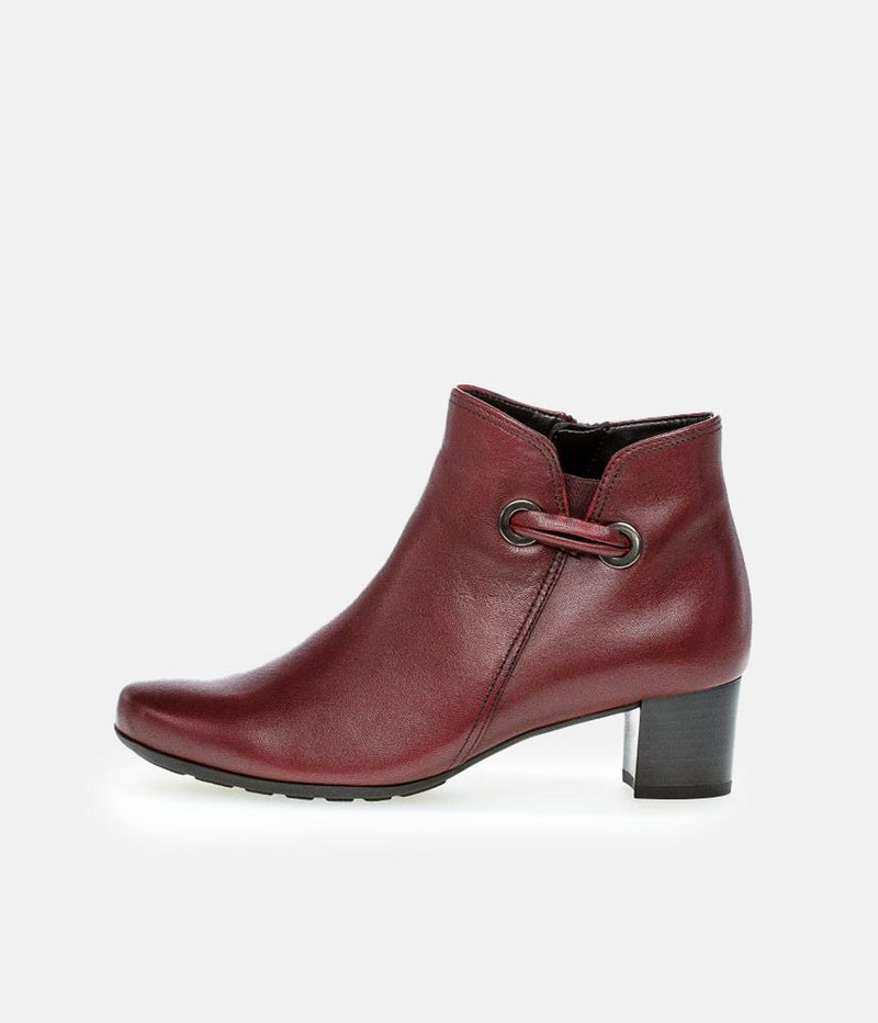 Stylish Gabor Red Ankle Boots