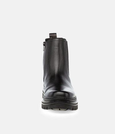 Gabor Fashionable Black Chelsea Style Ankle Boots