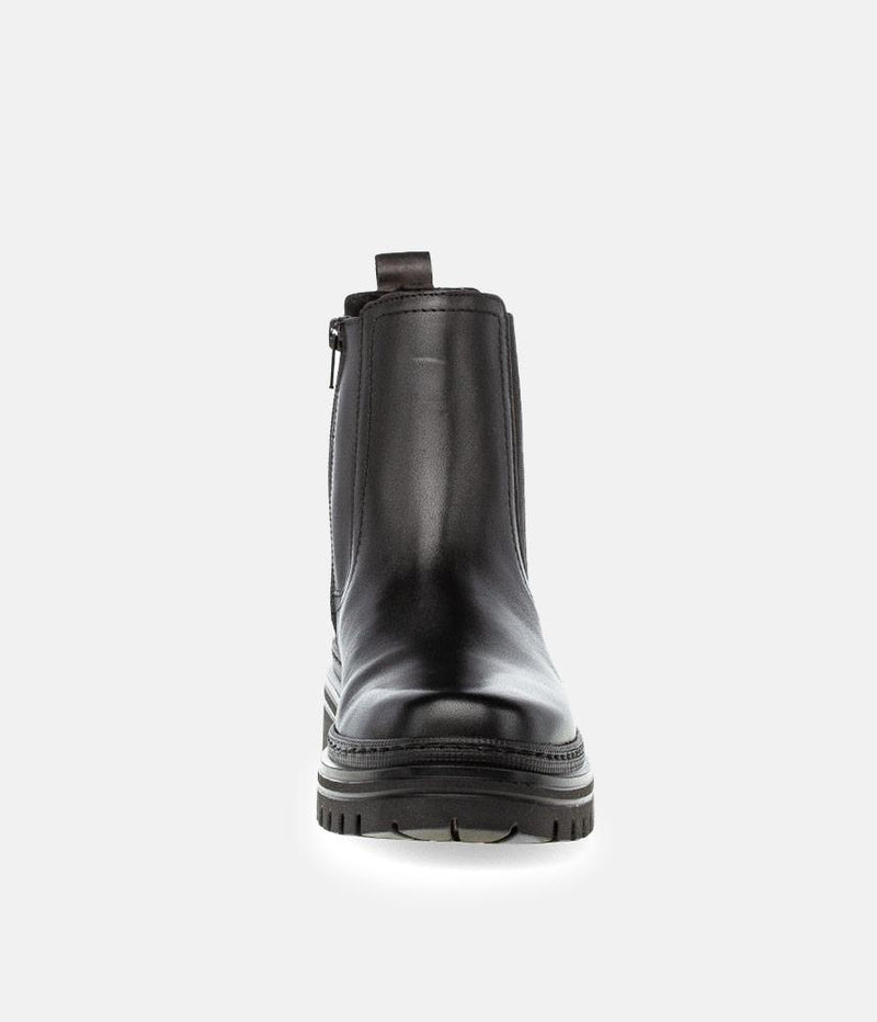 Gabor Fashionable Black Chelsea Style Ankle Boots