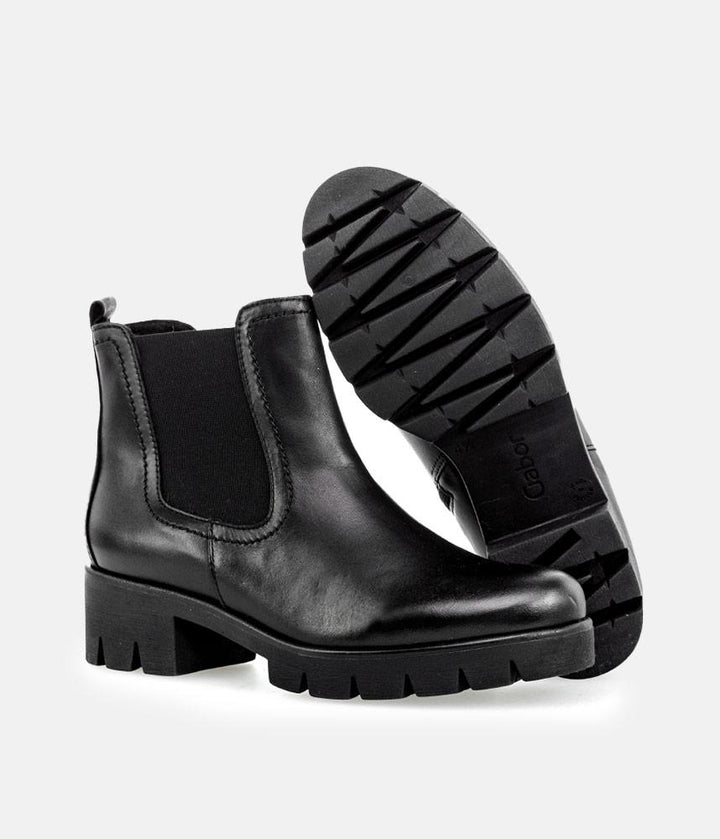 Gabor Chic Black Leather Ankle Boots