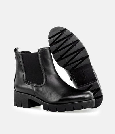 Gabor Chic Black Leather Ankle Boots