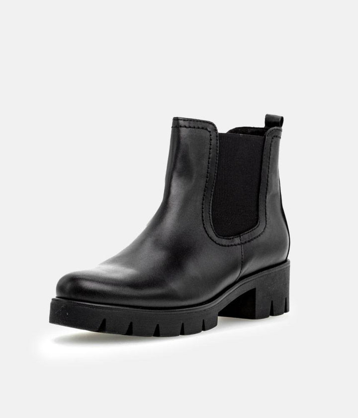 Gabor Chic Black Leather Ankle Boots