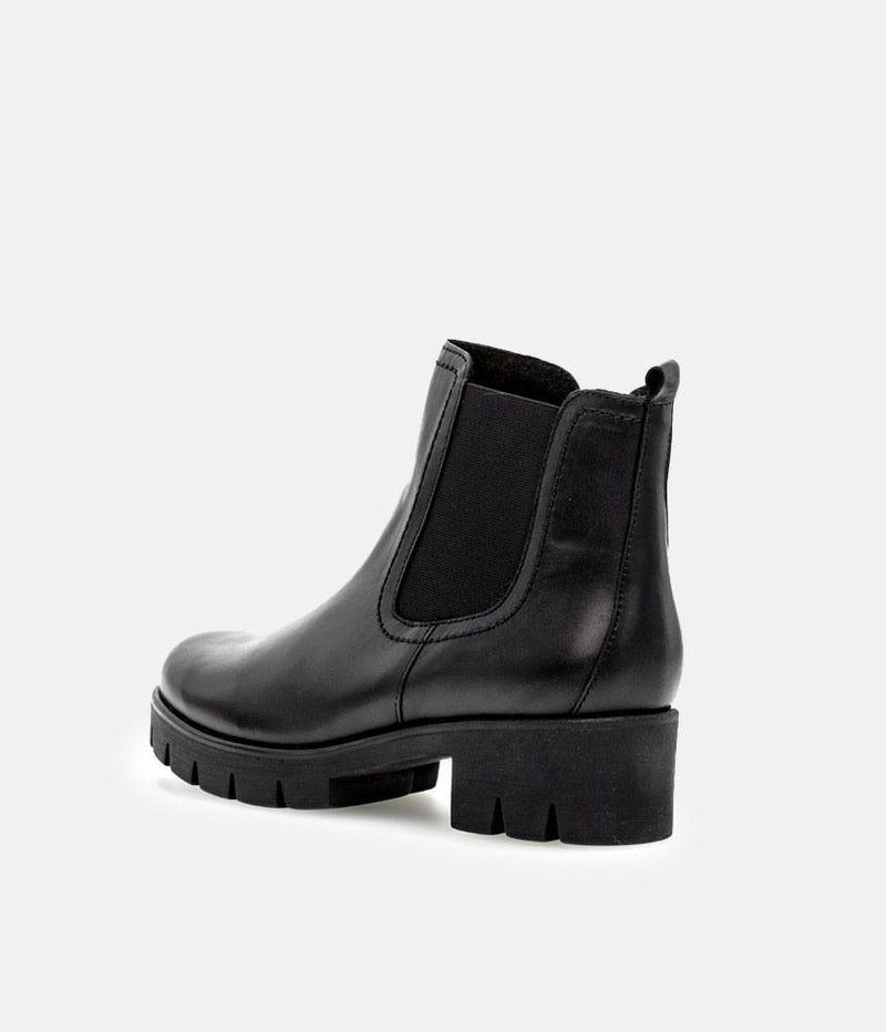 Gabor Chic Black Leather Ankle Boots