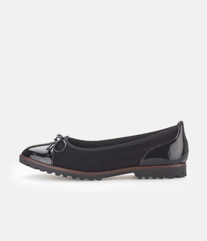 Gabor Stylish Black Patent/Suede Ballerinas