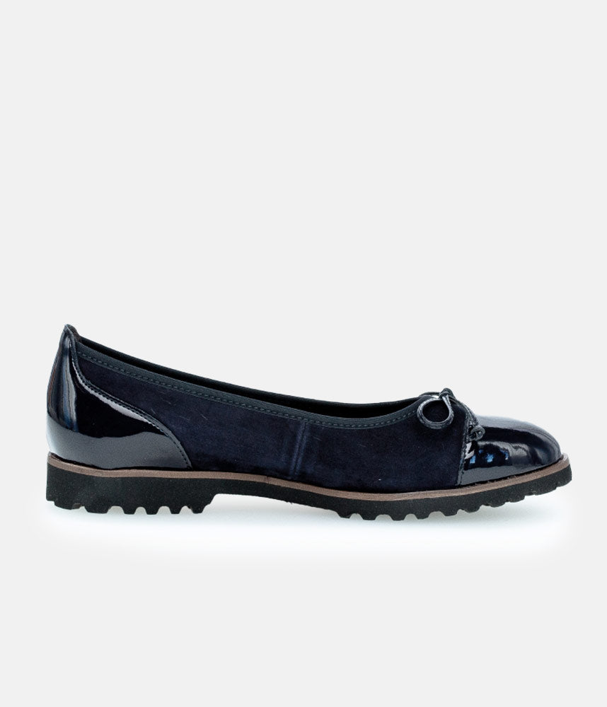 Gabor Stylish Navy Patent/Suede Ballerinas