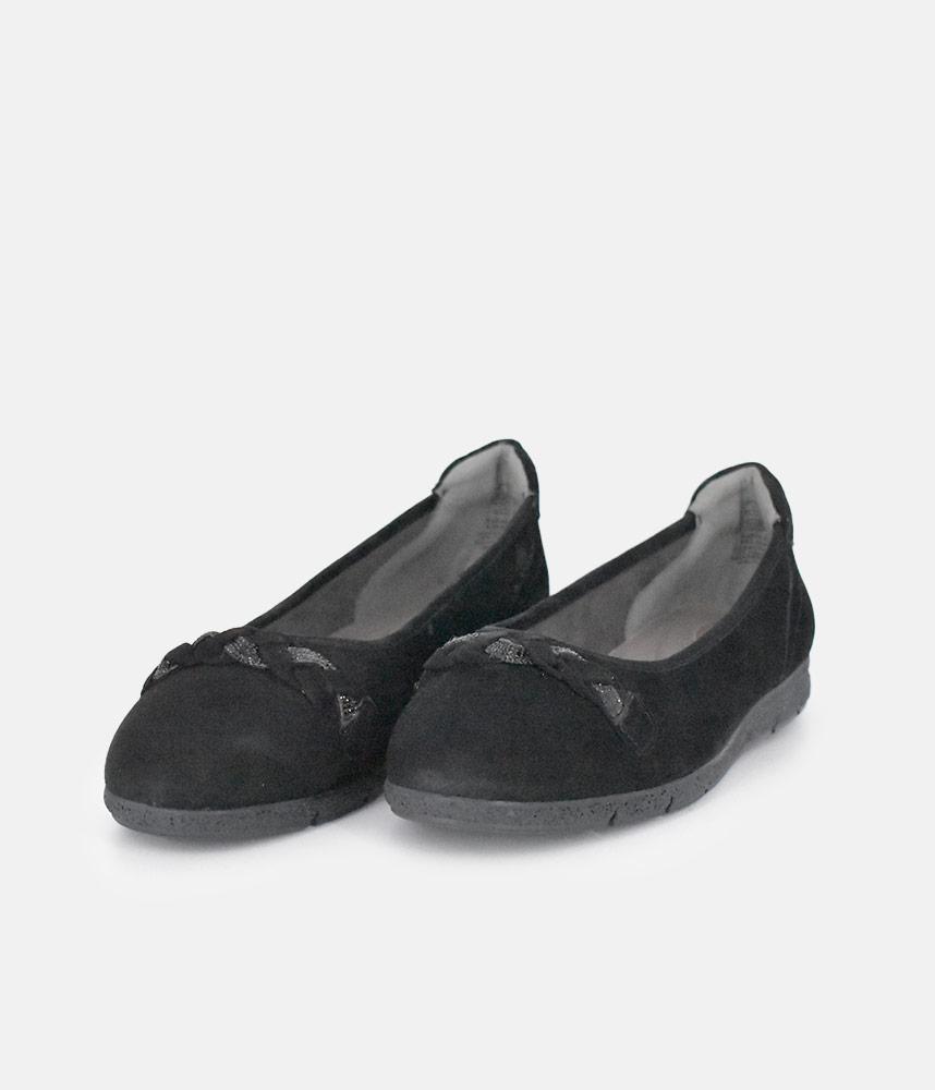 Tamaris Versatile Black Suede Round Toe Flats