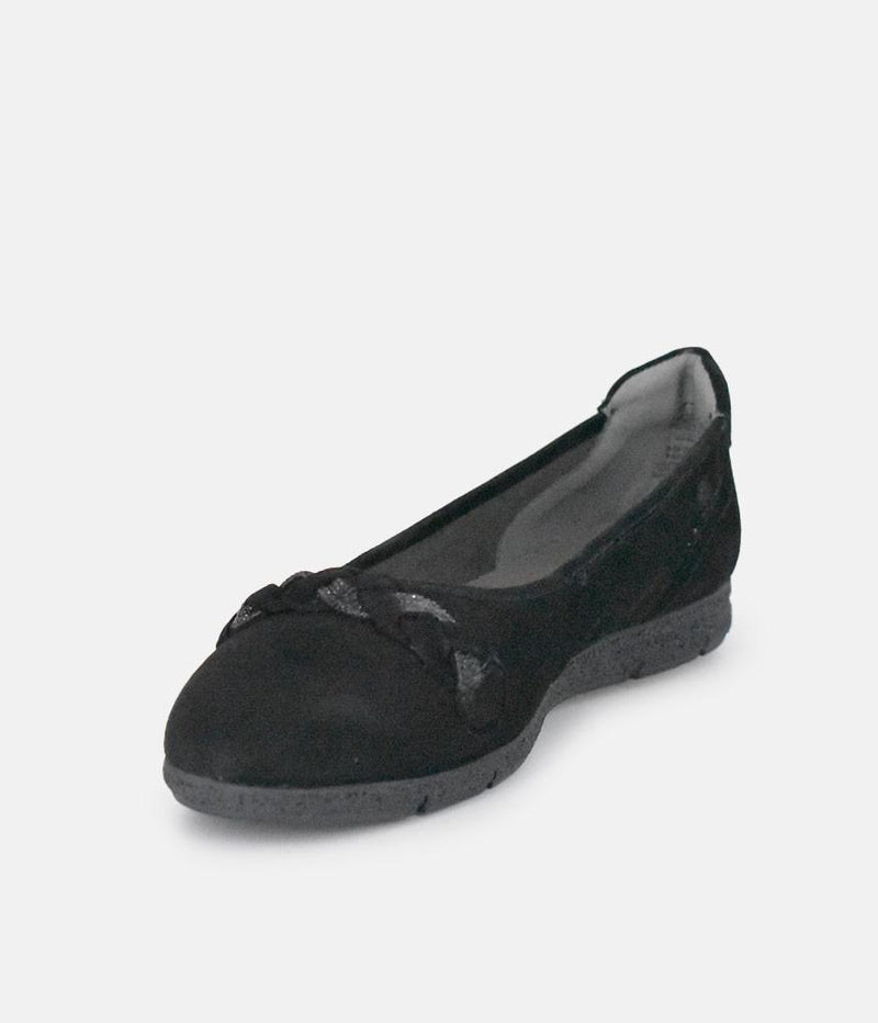 Tamaris Versatile Black Suede Round Toe Flats