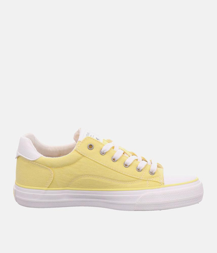 Mustang Sporty Yellow Low Top Trainer