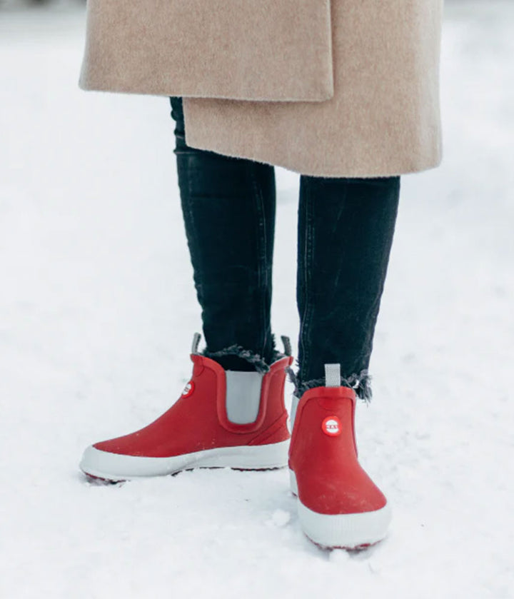 Stylish HAI LOW Dark Red Rubber Boots